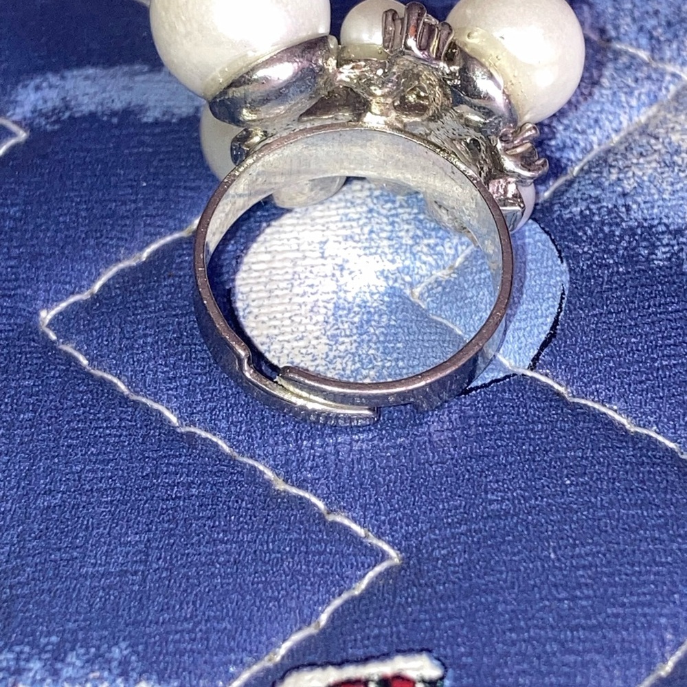 Adjustable Silver Pearl Cluster Ring - image 3